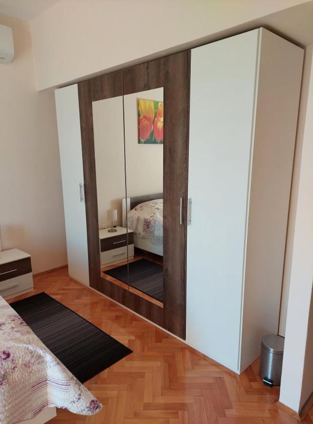 Rubin Apartment Ika Luaran gambar