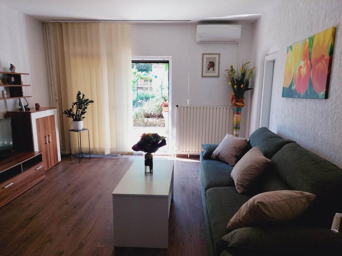Rubin Apartment Ika Luaran gambar